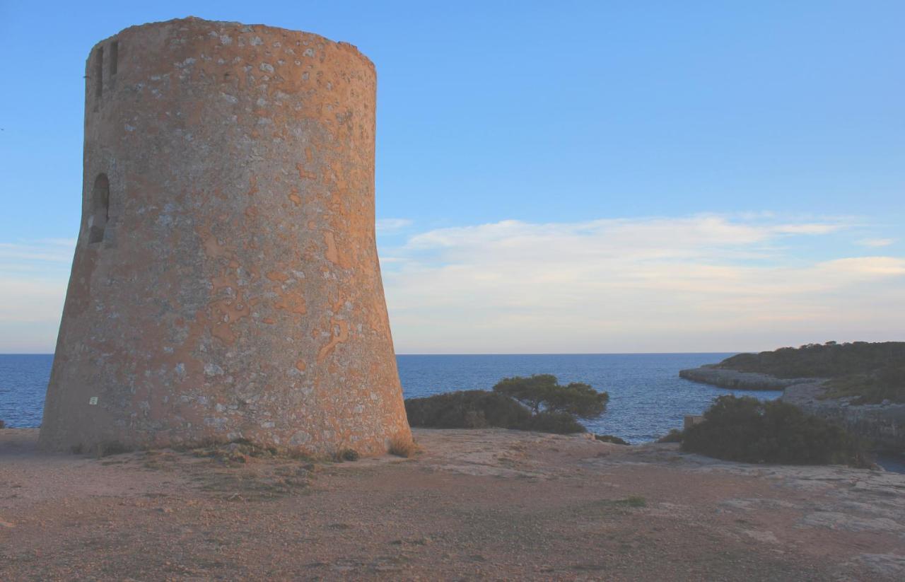 Aina Villa Cala Pi  Luaran gambar